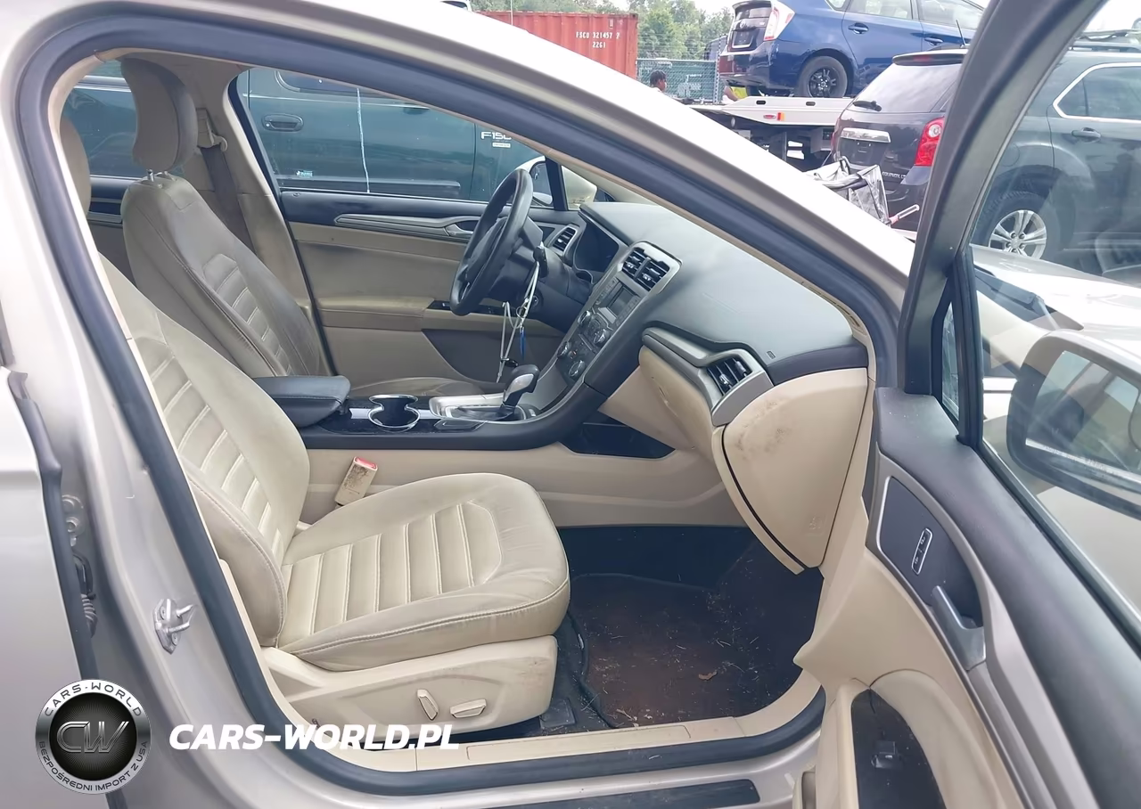 2015 Ford Fusion Se VIN:3FA6P0H78FR220394 - 5