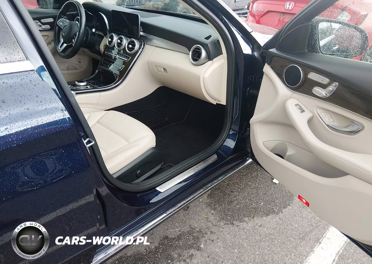 2019 Mercedes-Benz C 300 VIN:55SWF8DB3KU301741 - 5