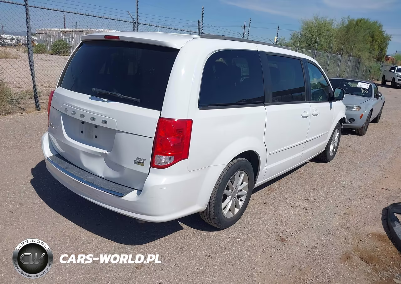 2015 Dodge Grand Caravan Sxt VIN:2C4RDGCG0FR635571 - 4