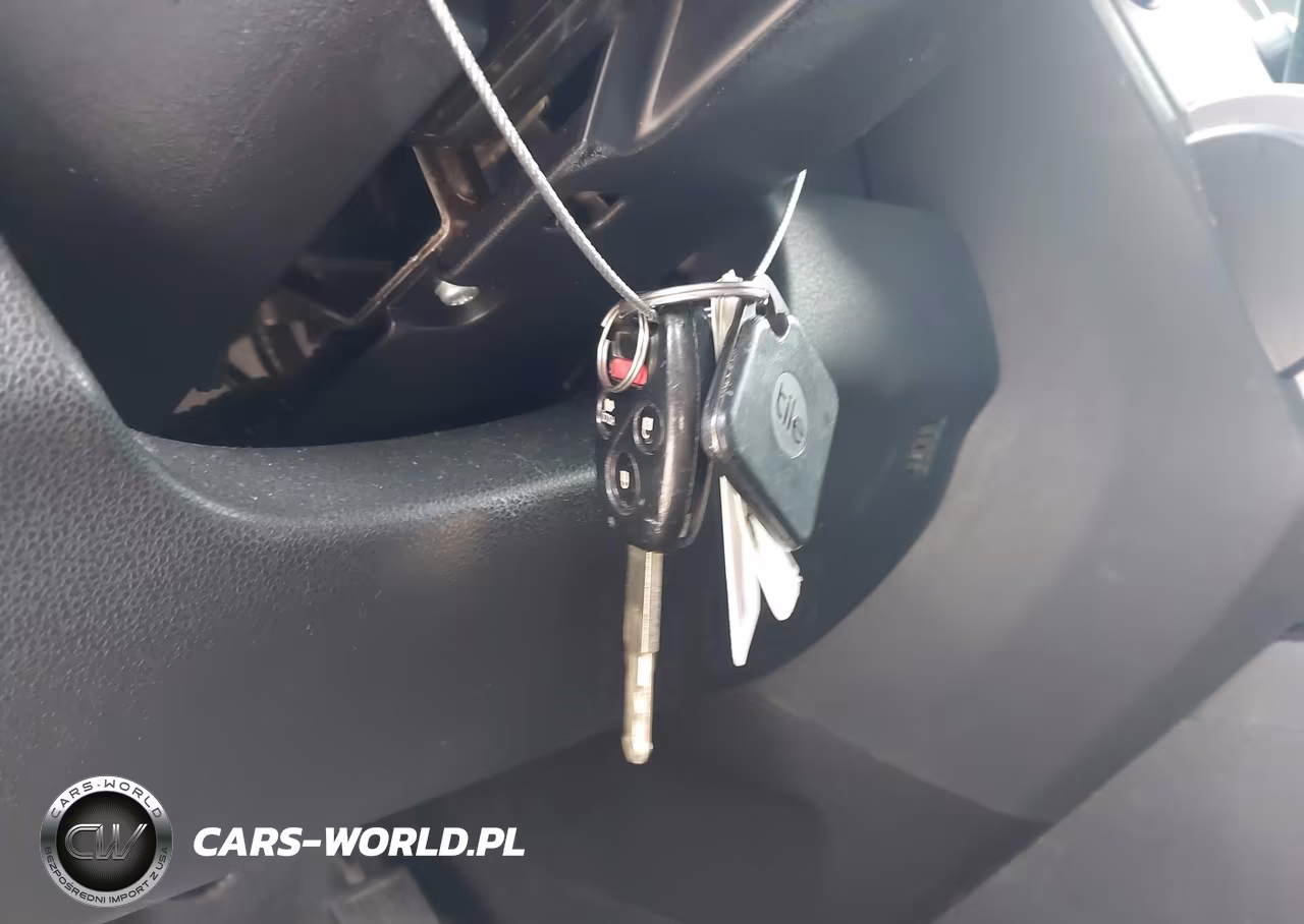 2015 Honda Pilot Touring VIN:5FNYF4H95FB071989 - 11