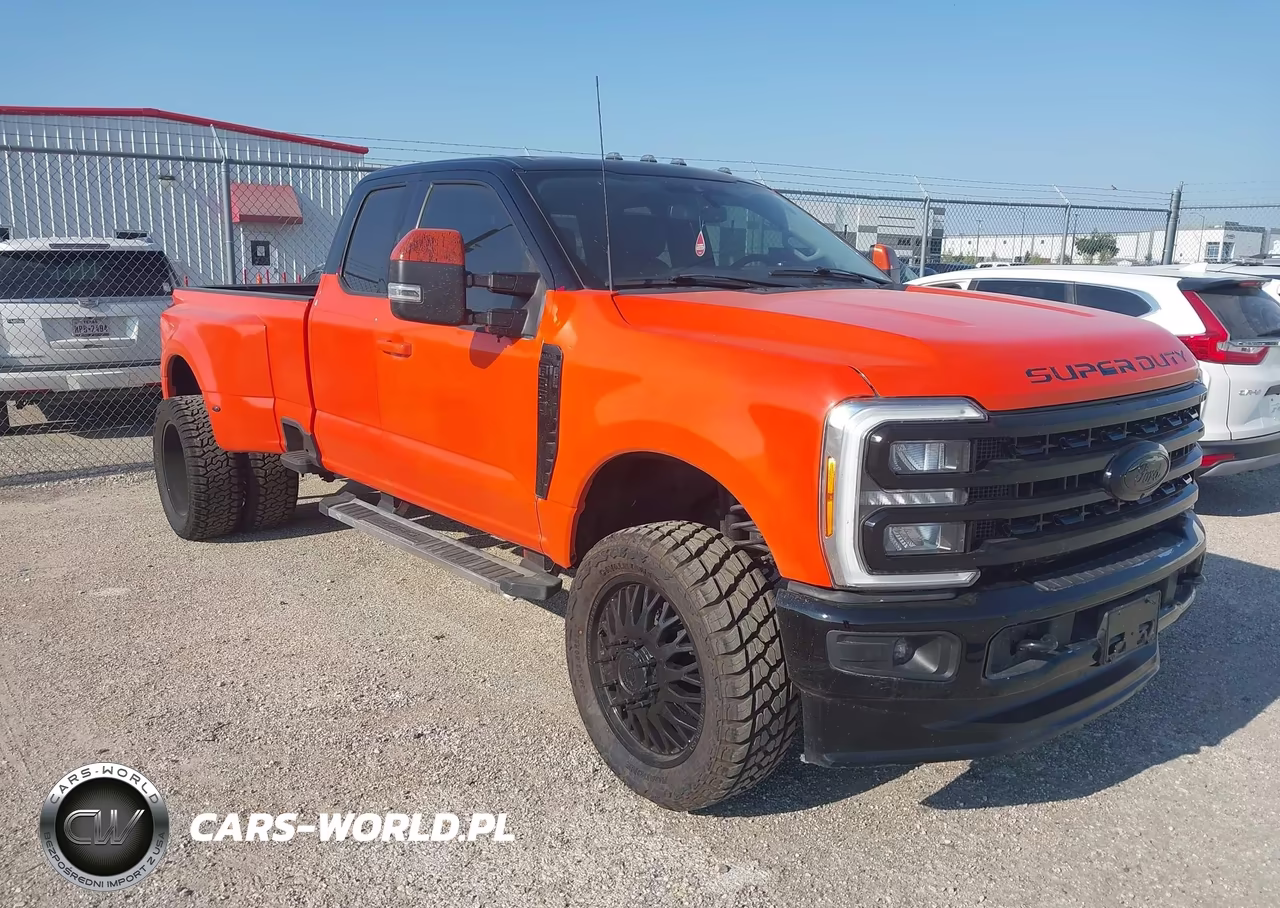 2023 Ford Super Duty F-350 Drw Lariat VIN:1FT8X3DN3PED91373 - 1