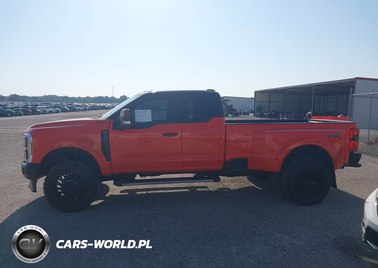 2023 Ford Super Duty F-350 Drw Lariat VIN:1FT8X3DN3PED91373 - 15