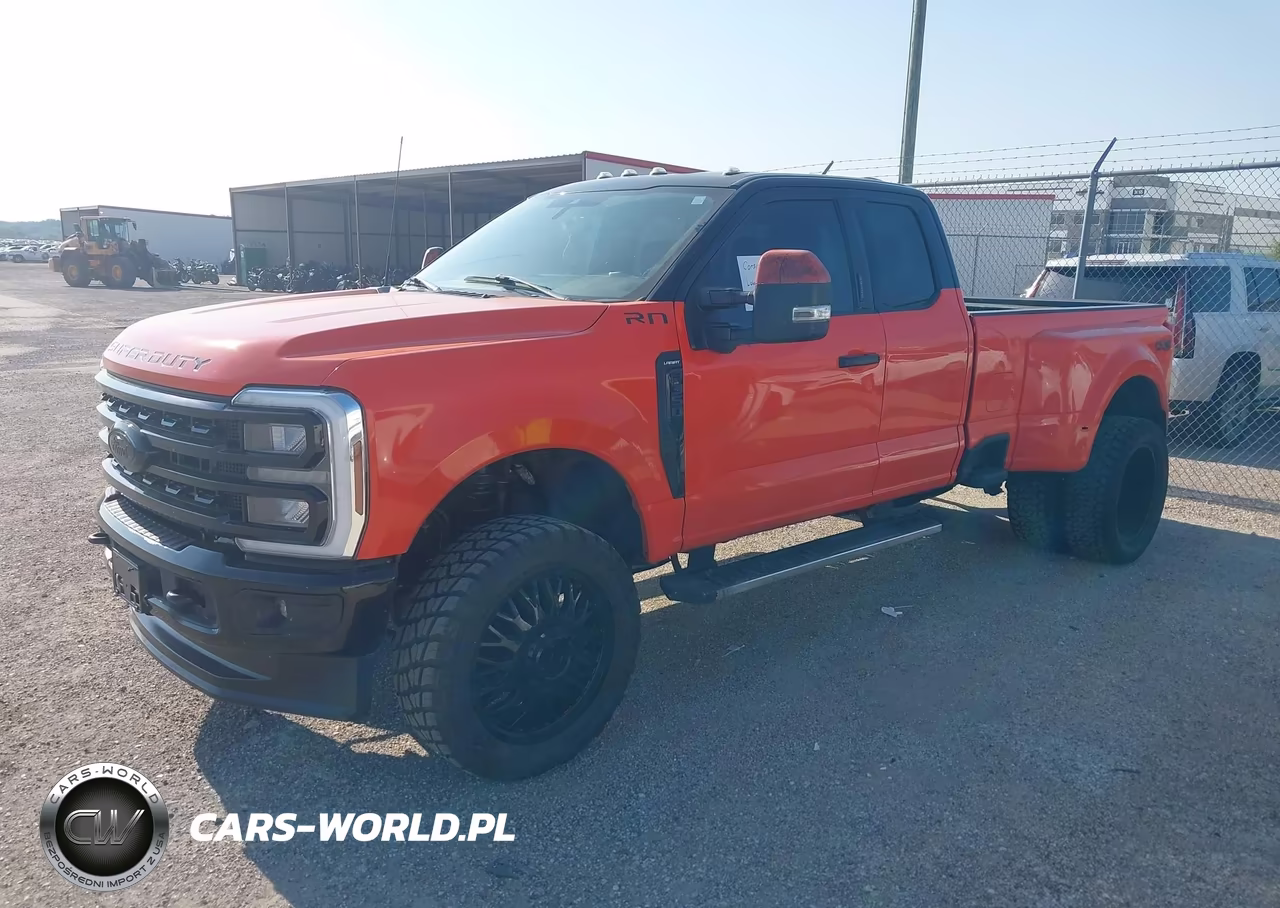 2023 Ford Super Duty F-350 Drw Lariat VIN:1FT8X3DN3PED91373 - 2