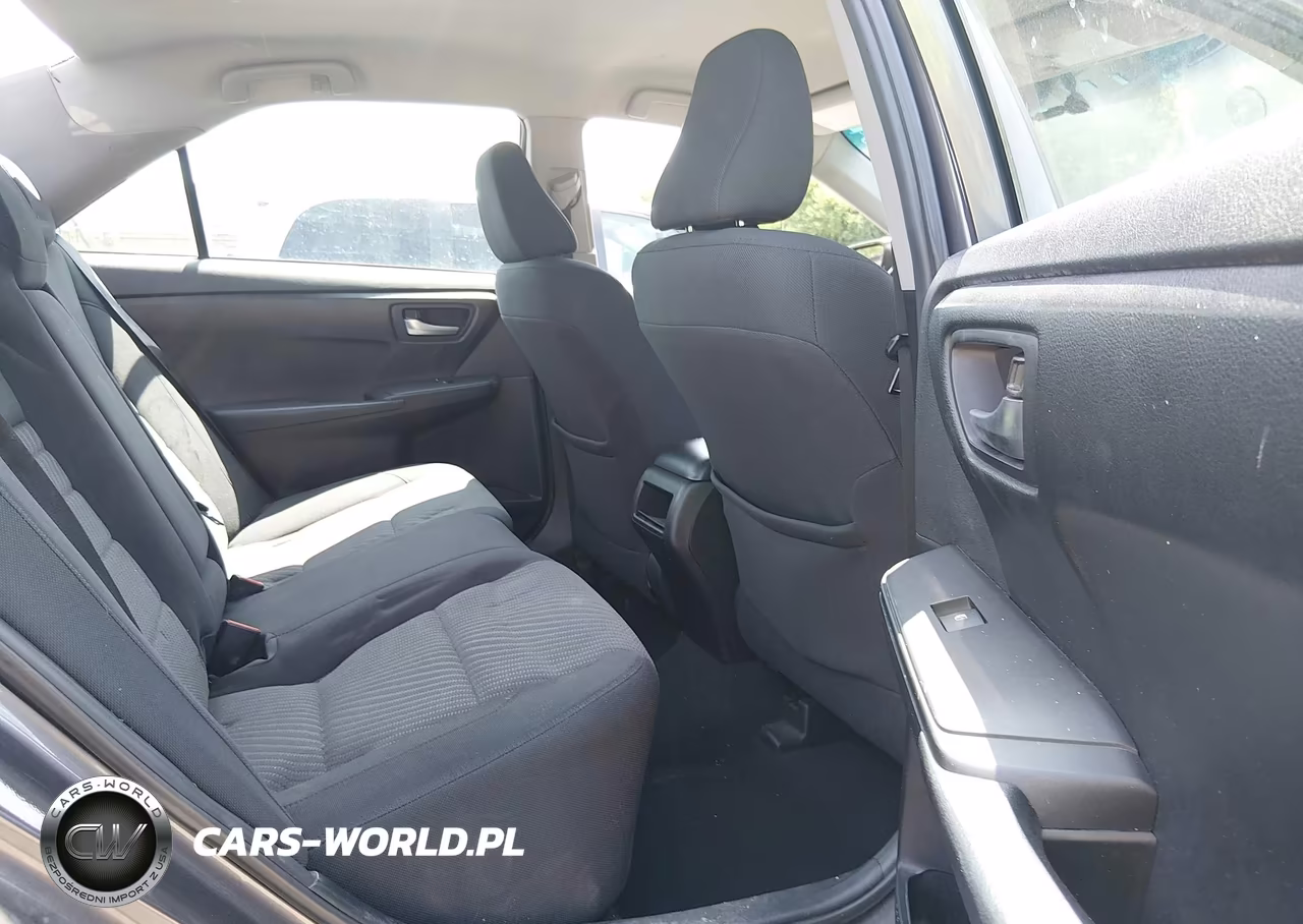 2015 Toyota Camry Le VIN:4T1BF1FK1FU073834 - 8
