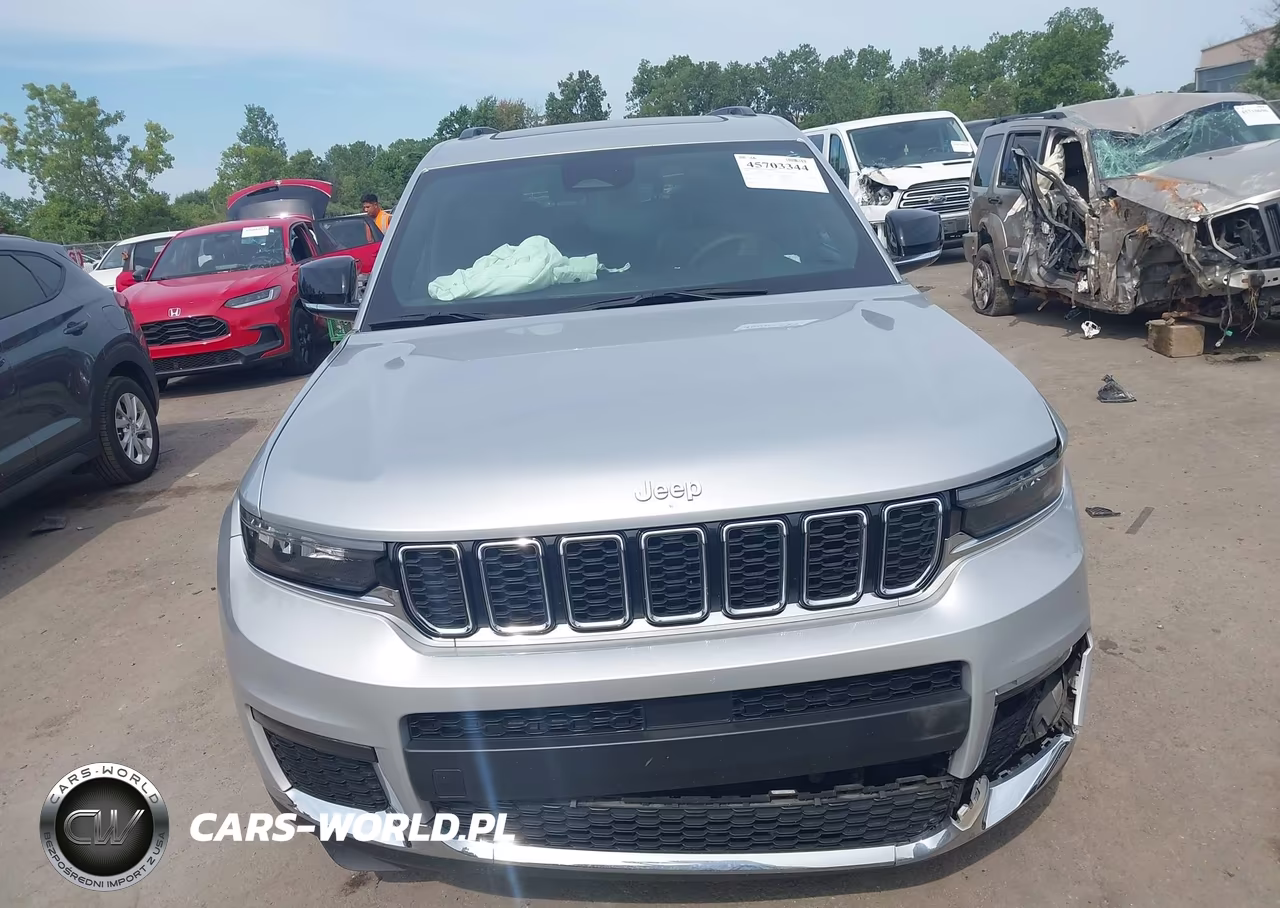2024 Jeep Grand Cherokee L Limited 4X4 VIN:1C4RJKBG5R8589068 - 12