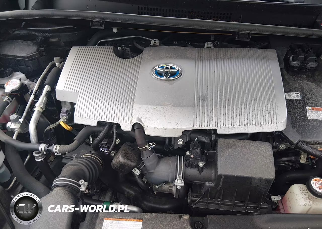 2020 Toyota Prius Xle Awd-E VIN:JTDL9RFU1L3022142 - 10