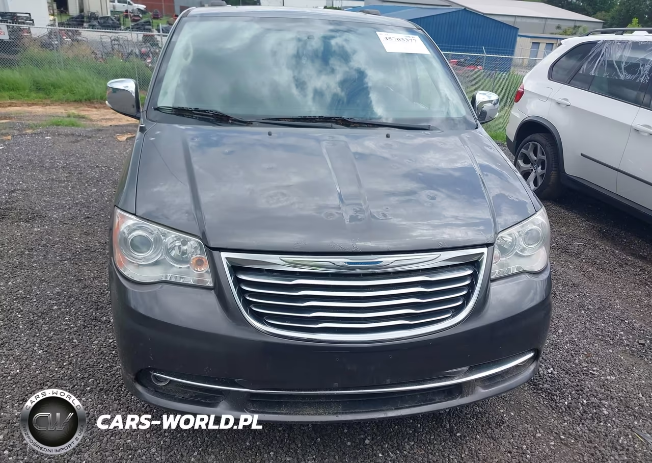 2015 Chrysler Town & Country Limited Platinum VIN:2C4RC1GG3FR740888 - 12