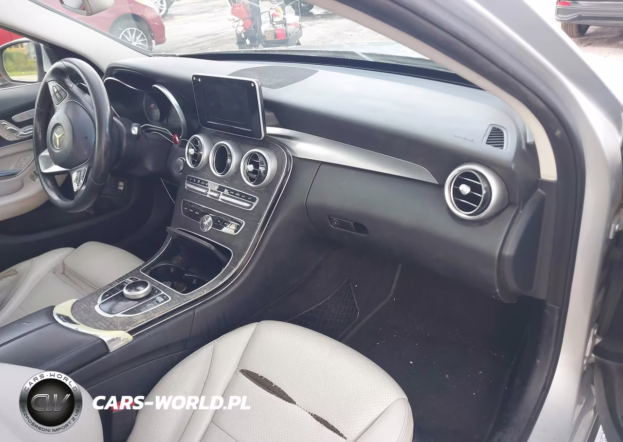 2017 Mercedes-Benz C 300 VIN:55SWF4JB6HU184145 - 5