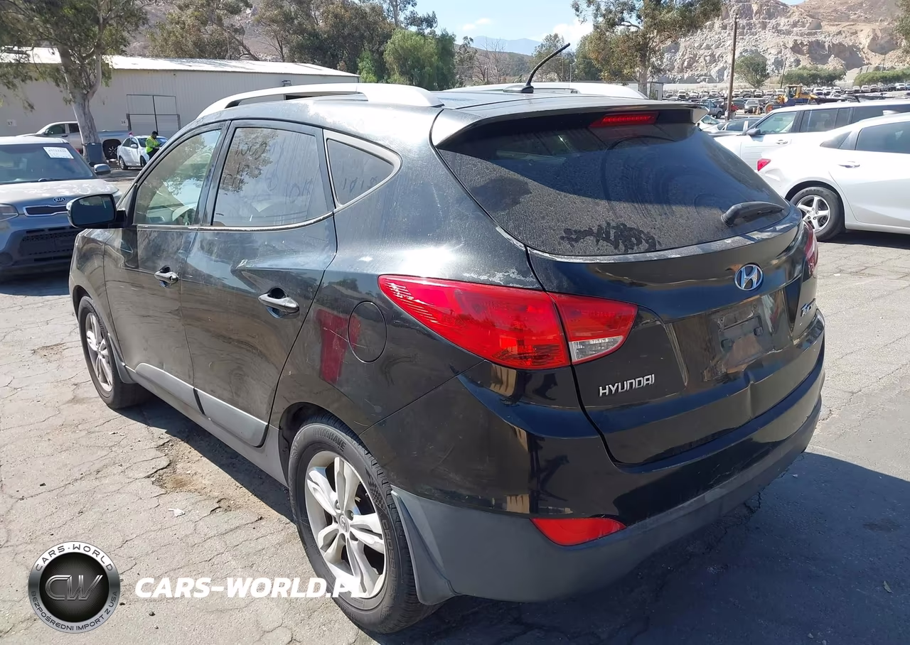 2013 Hyundai Tucson Gls VIN:KM8JU3AC1DU577083 - 3