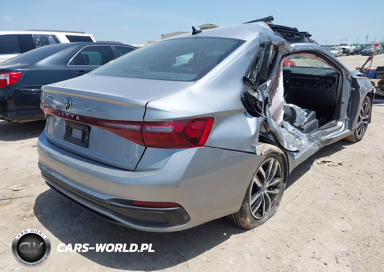 2025 Volkswagen Jetta 1.5T Se VIN:3VW7X7BU5SM013665 - 4