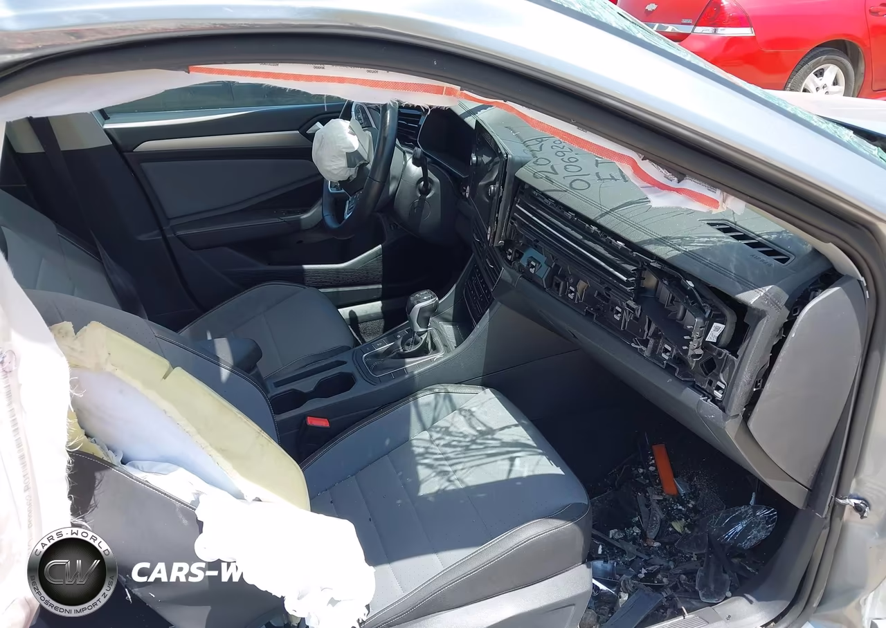 2025 Volkswagen Jetta 1.5T Se VIN:3VW7X7BU5SM013665 - 5