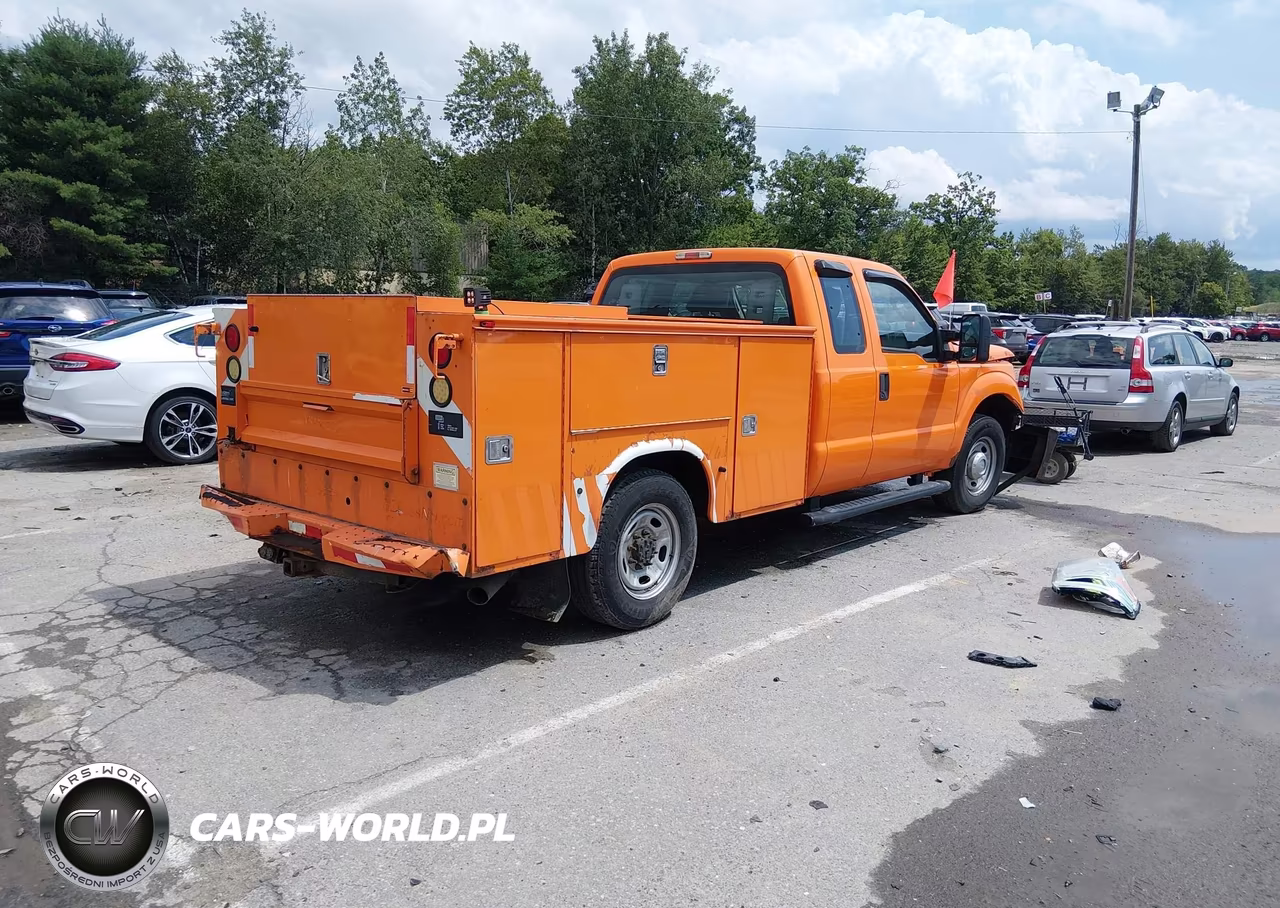 2015 Ford F-250 Xl VIN:1FT7X2A63FEB32710 - 4