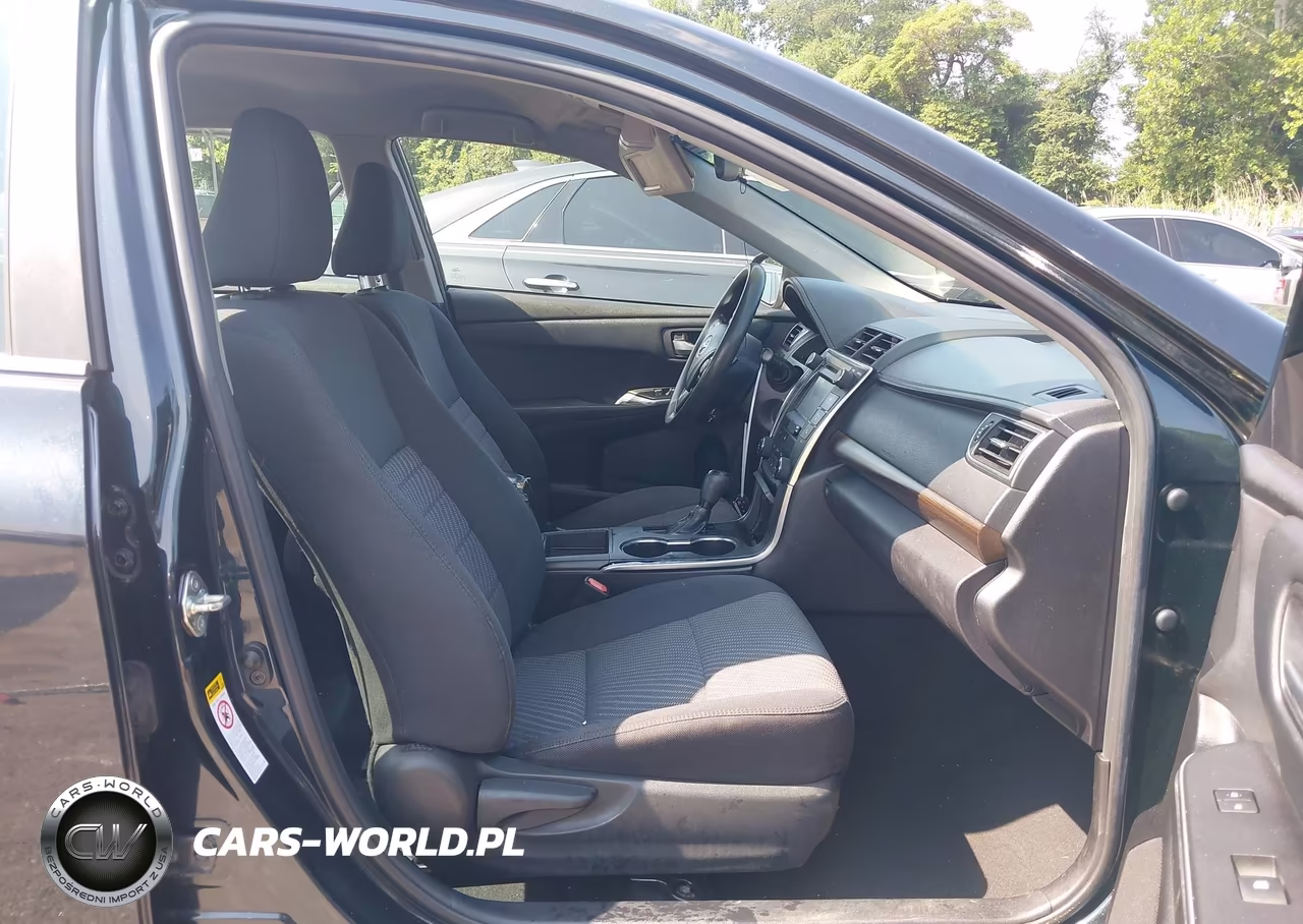 2016 Toyota Camry Le VIN:4T1BF1FK0GU557138 - 5