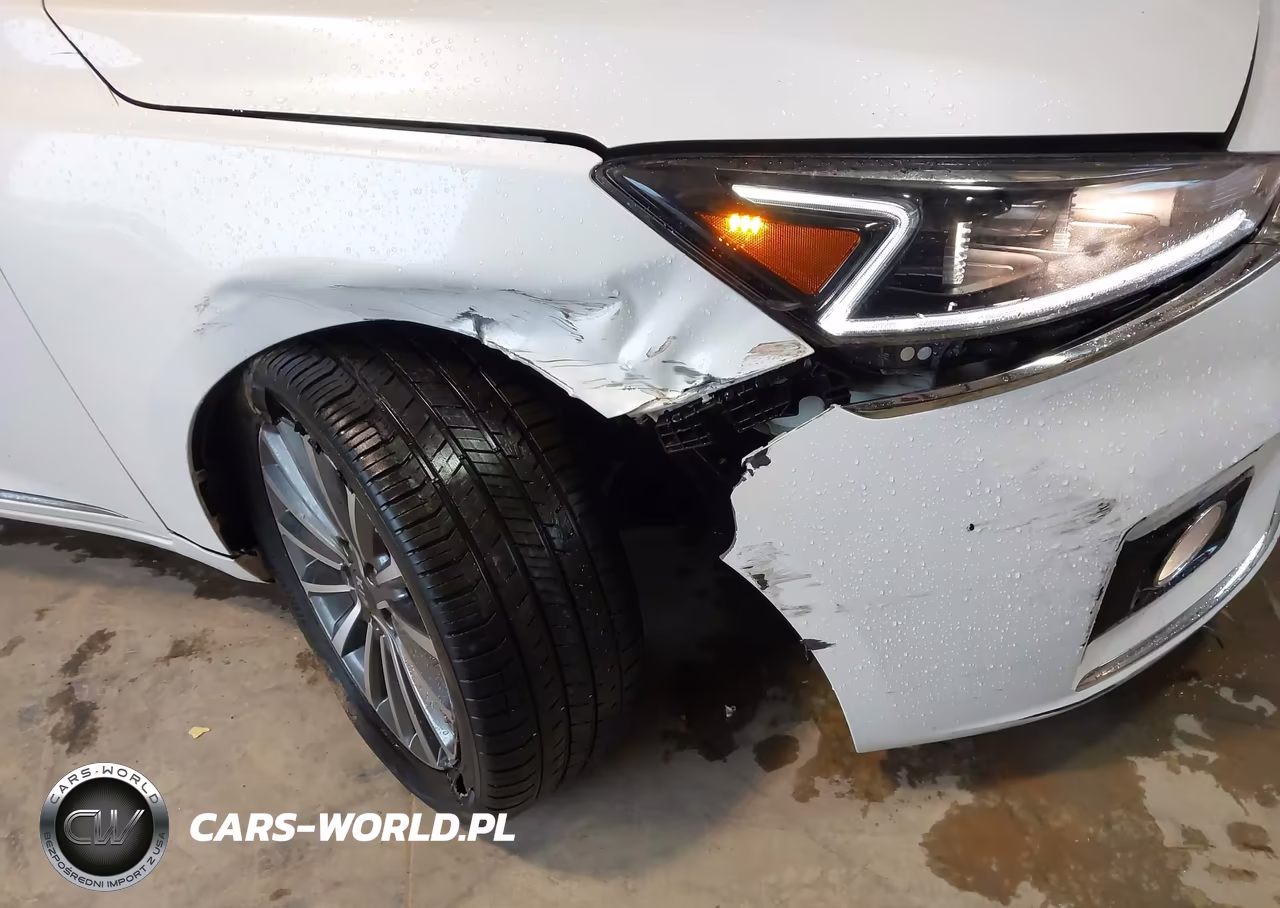 2017 Kia Cadenza Premium VIN:KNALC4J10H5042568 - 6