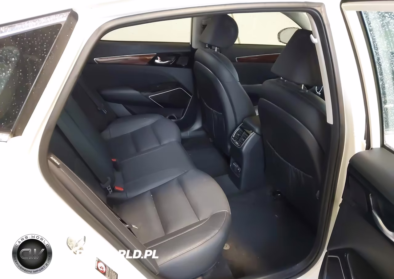 2017 Kia Cadenza Premium VIN:KNALC4J10H5042568 - 8