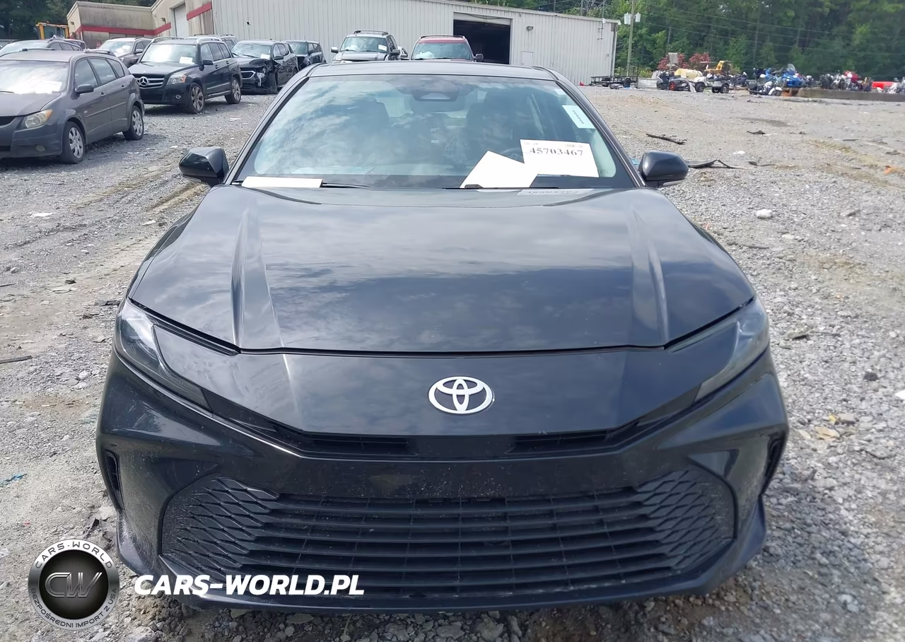 2025 Toyota Camry Le VIN:4T1DAACK8SU606588 - 12