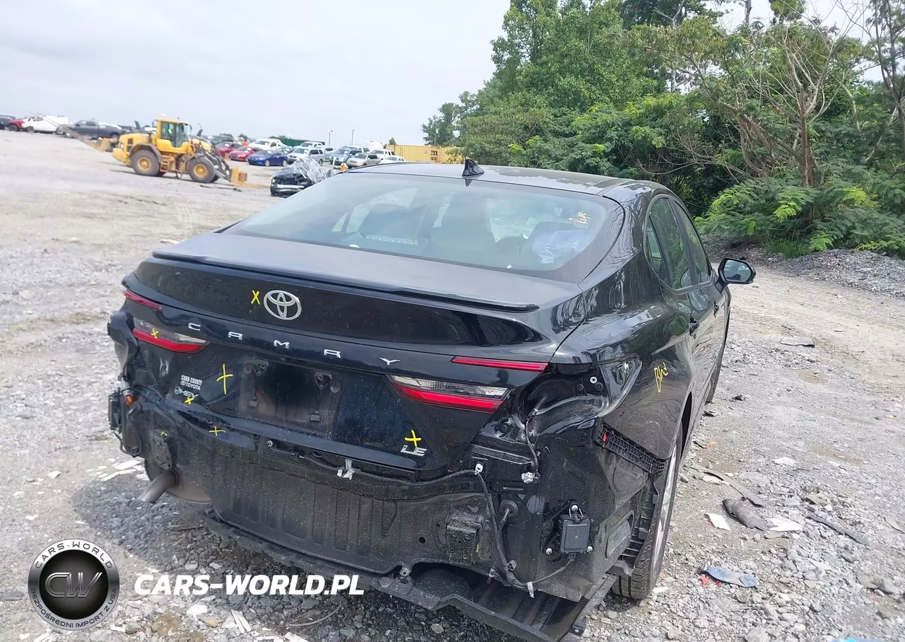 2025 Toyota Camry Le VIN:4T1DAACK8SU606588 - 4