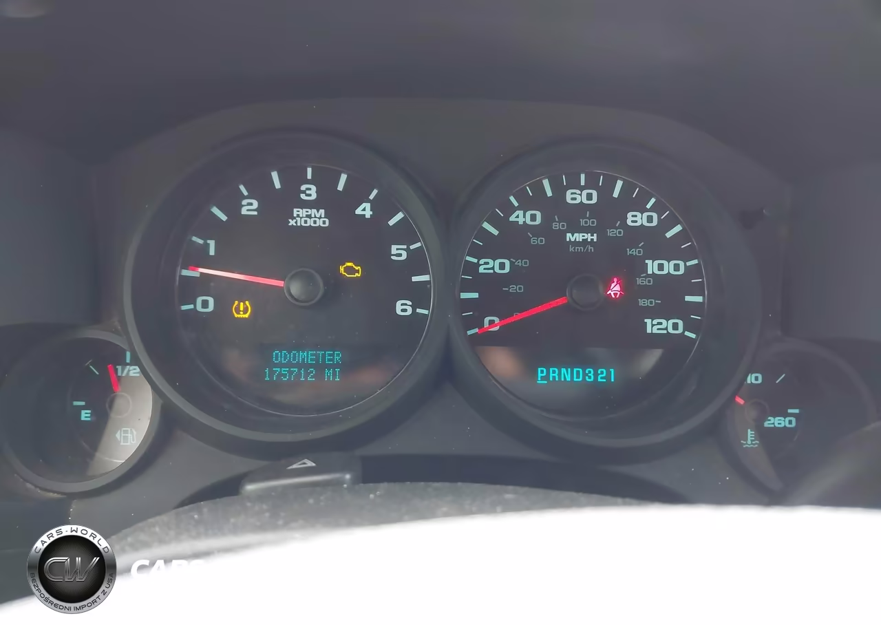 2010 Chevrolet Silverado 1500 Ls VIN:1GCSKREA9AZ147522 - 7