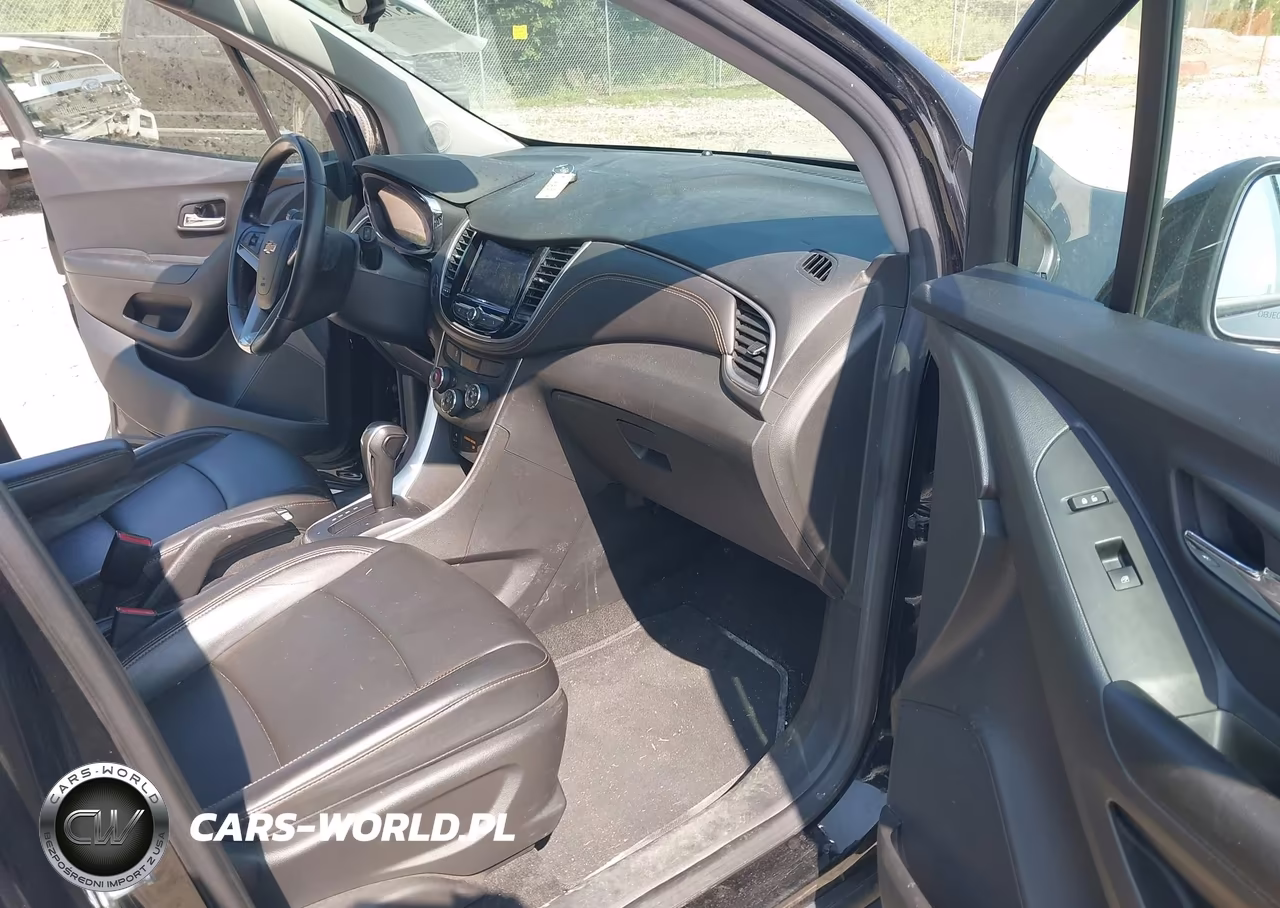 2021 Chevrolet Trax Awd Lt VIN:KL7CJPSM0MB365532 - 5