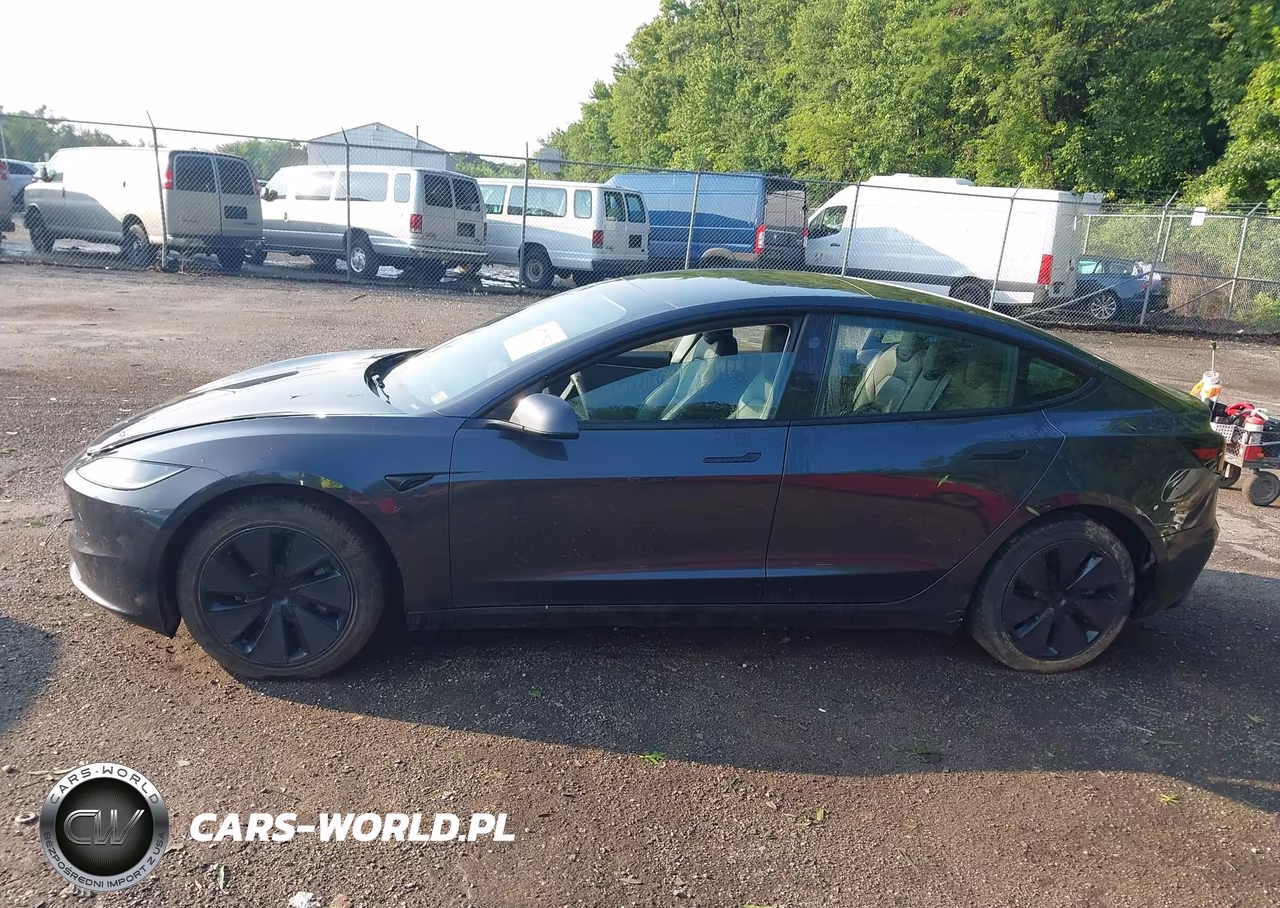 2024 Tesla Model 3 Long Range Dual Motor All-Wheel Drive-Rear-Wheel Drive VIN:5YJ3E1EA8RF843643 - 13