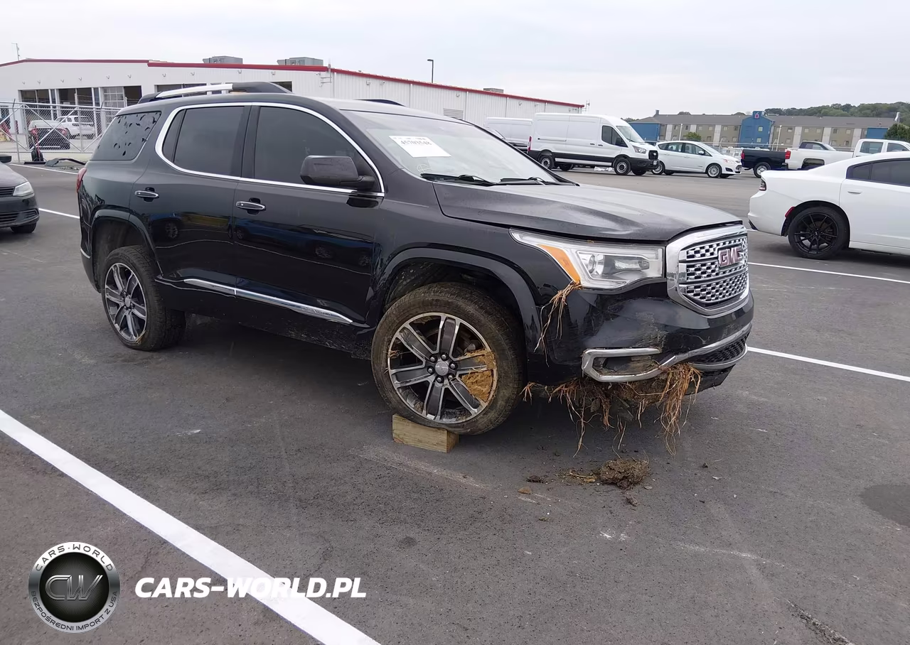 2017 GMC Acadia Denali – zdjęcie 1 z 16