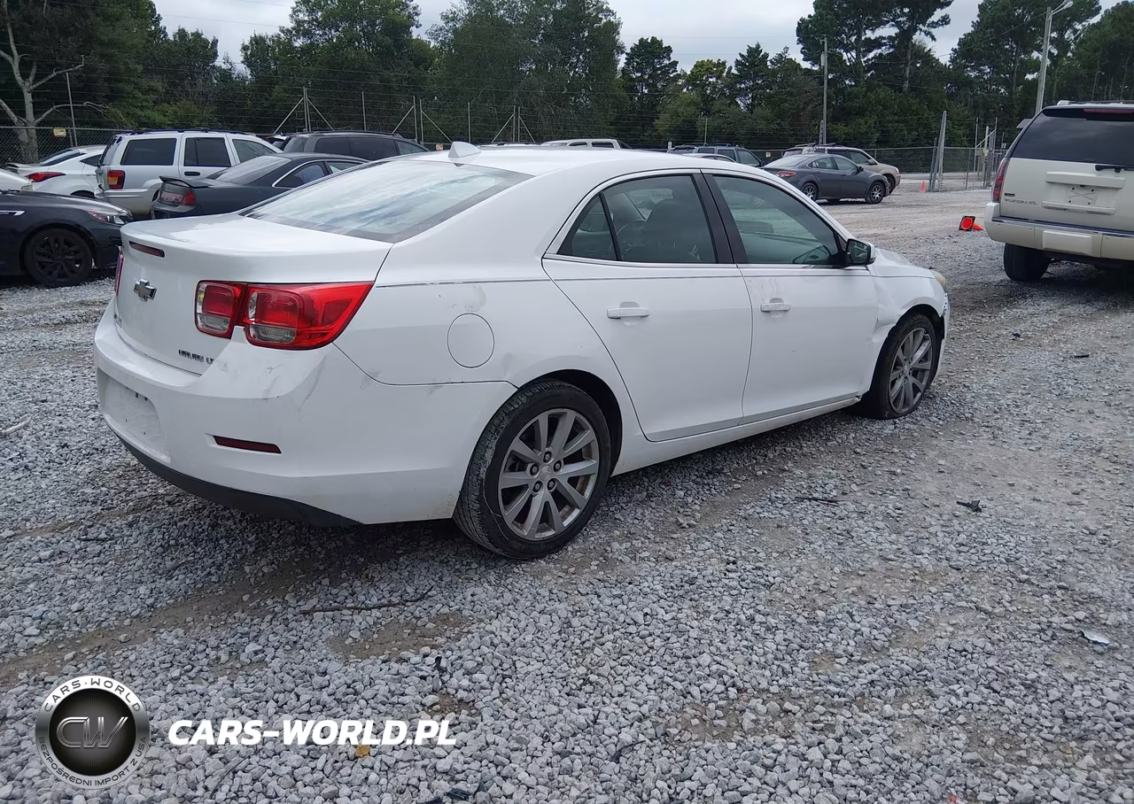 2014 Chevrolet Malibu 2Lt VIN:1G11E5SL2EF296534 - 4