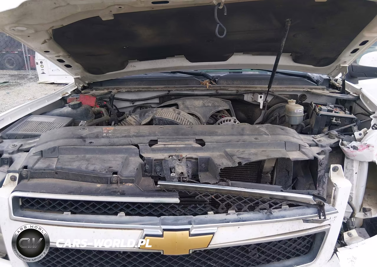 2013 Chevrolet Tahoe Lt VIN:1GNSCBE05DR379414 - 10