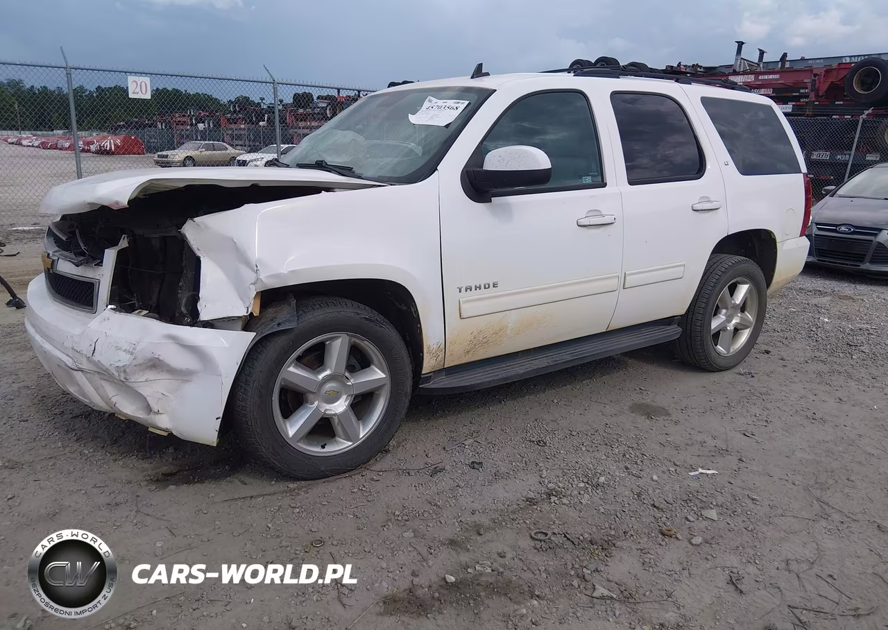 2013 Chevrolet Tahoe Lt VIN:1GNSCBE05DR379414 - 2
