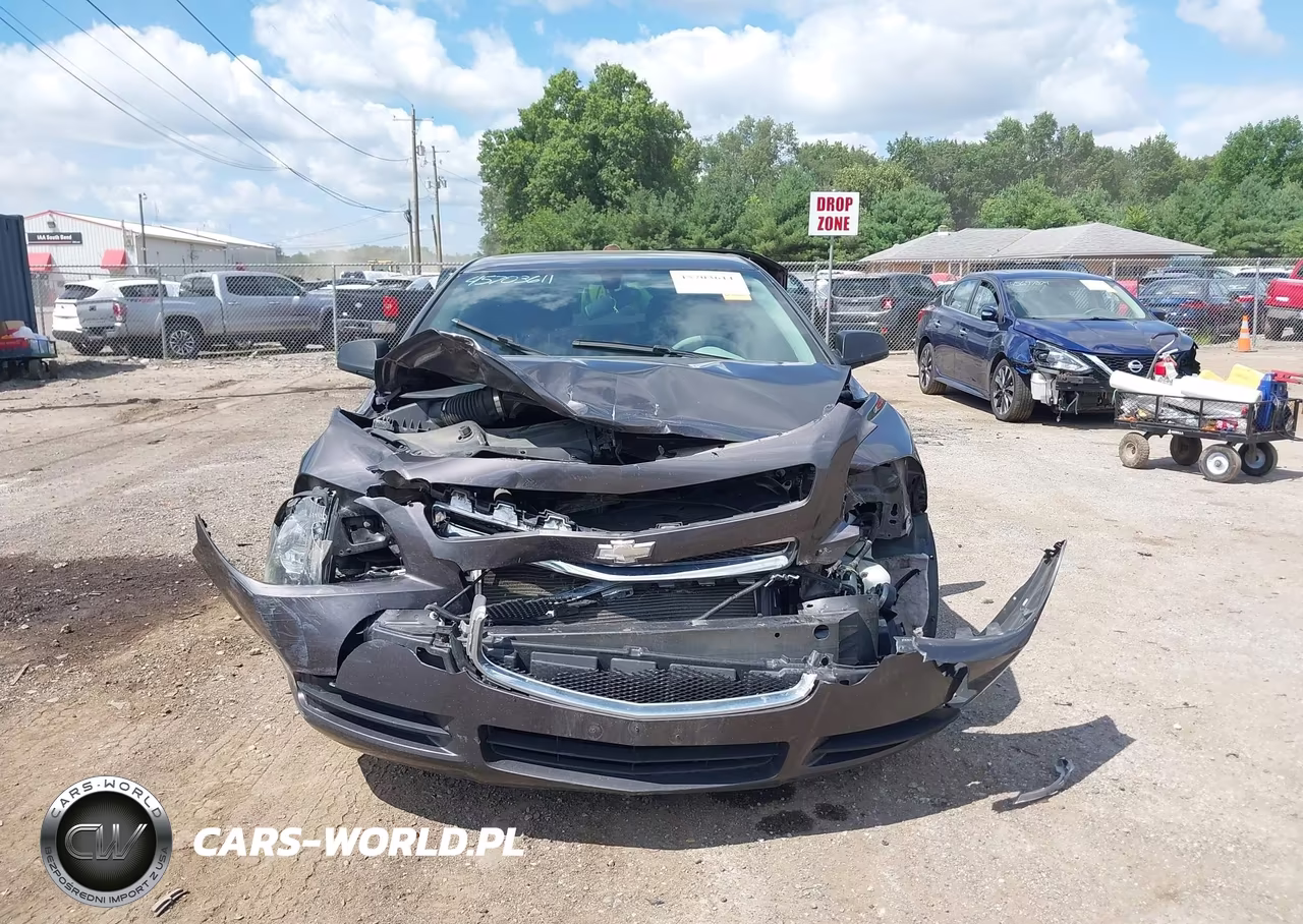 2010 Chevrolet Malibu Ls VIN:1G1ZA5E06AF279147 - 13