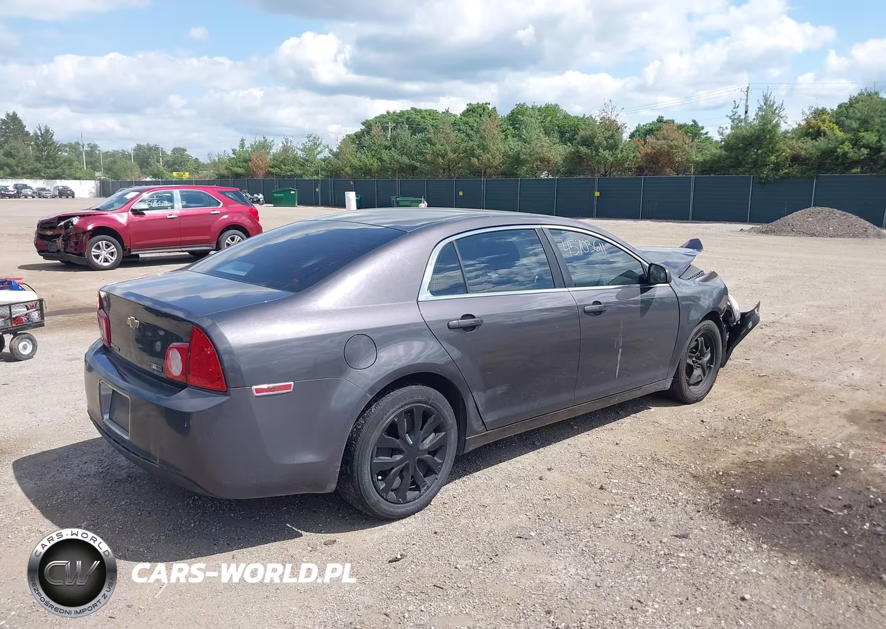 2010 Chevrolet Malibu Ls VIN:1G1ZA5E06AF279147 - 4