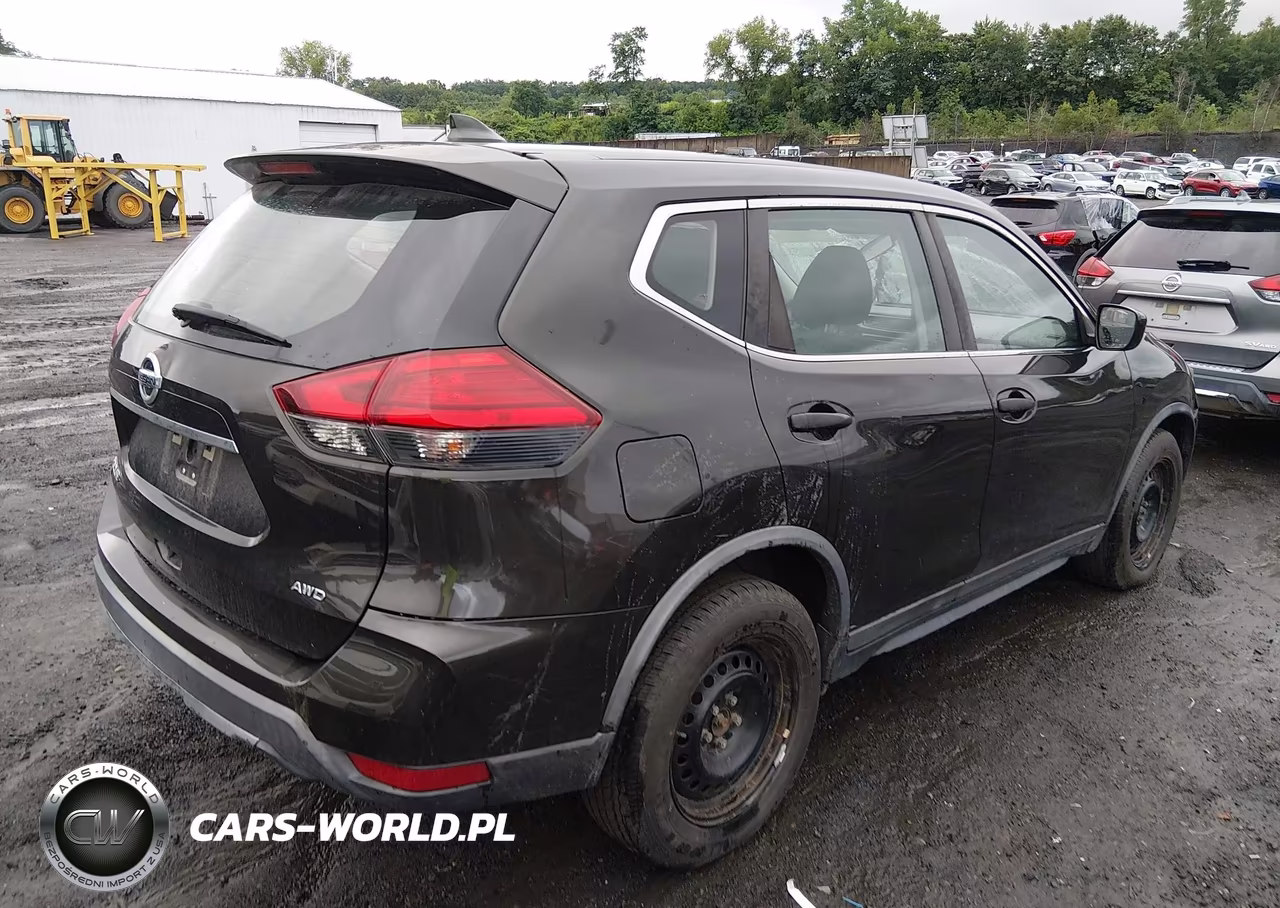 2017 Nissan Rogue S VIN:KNMAT2MV1HP599930 - 4