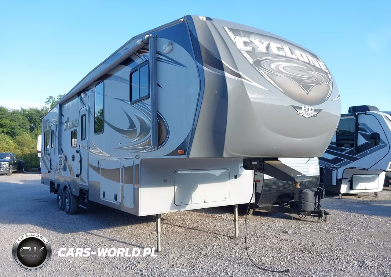 2012 Cyclone Travel Trlr – zdjęcie 1 z 14