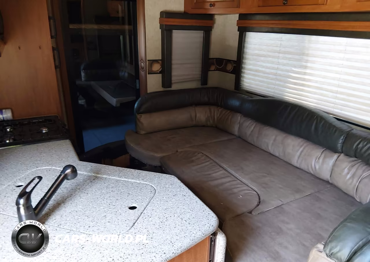 2012 Cyclone Travel Trlr VIN:5SFCG3692CE242745 - 11