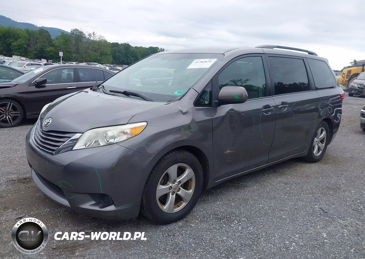 2015 Toyota Sienna Le 8 Passenger VIN:5TDKK3DC3FS527867 - 6