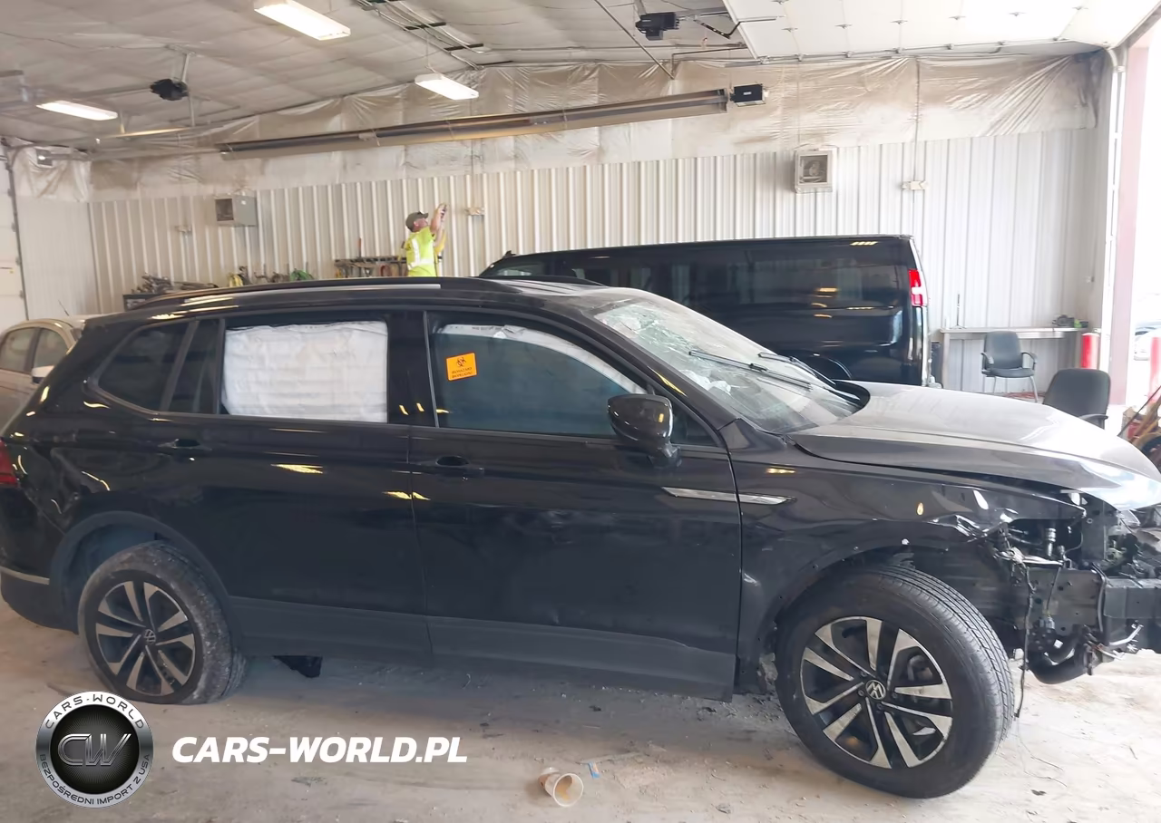 2023 Volkswagen Tiguan 2.0T S VIN:3VVRB7AX8PM064432 - 12