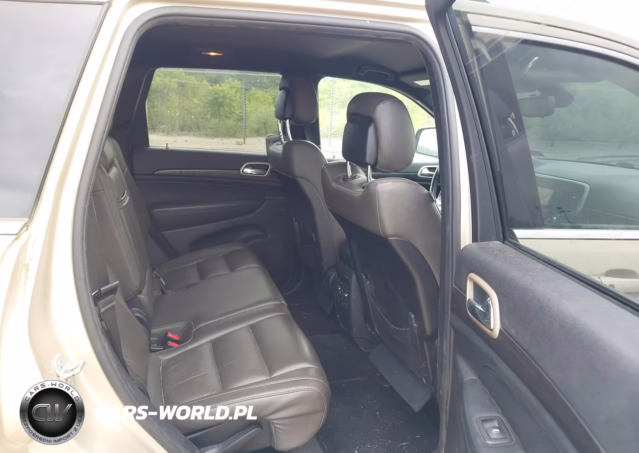 2014 Jeep Grand Cherokee Laredo VIN:1C4RJFAG9EC230838 - 8