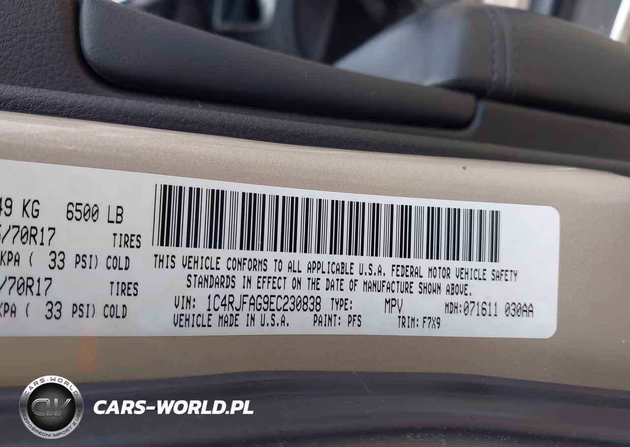 2014 Jeep Grand Cherokee Laredo VIN:1C4RJFAG9EC230838 - 9