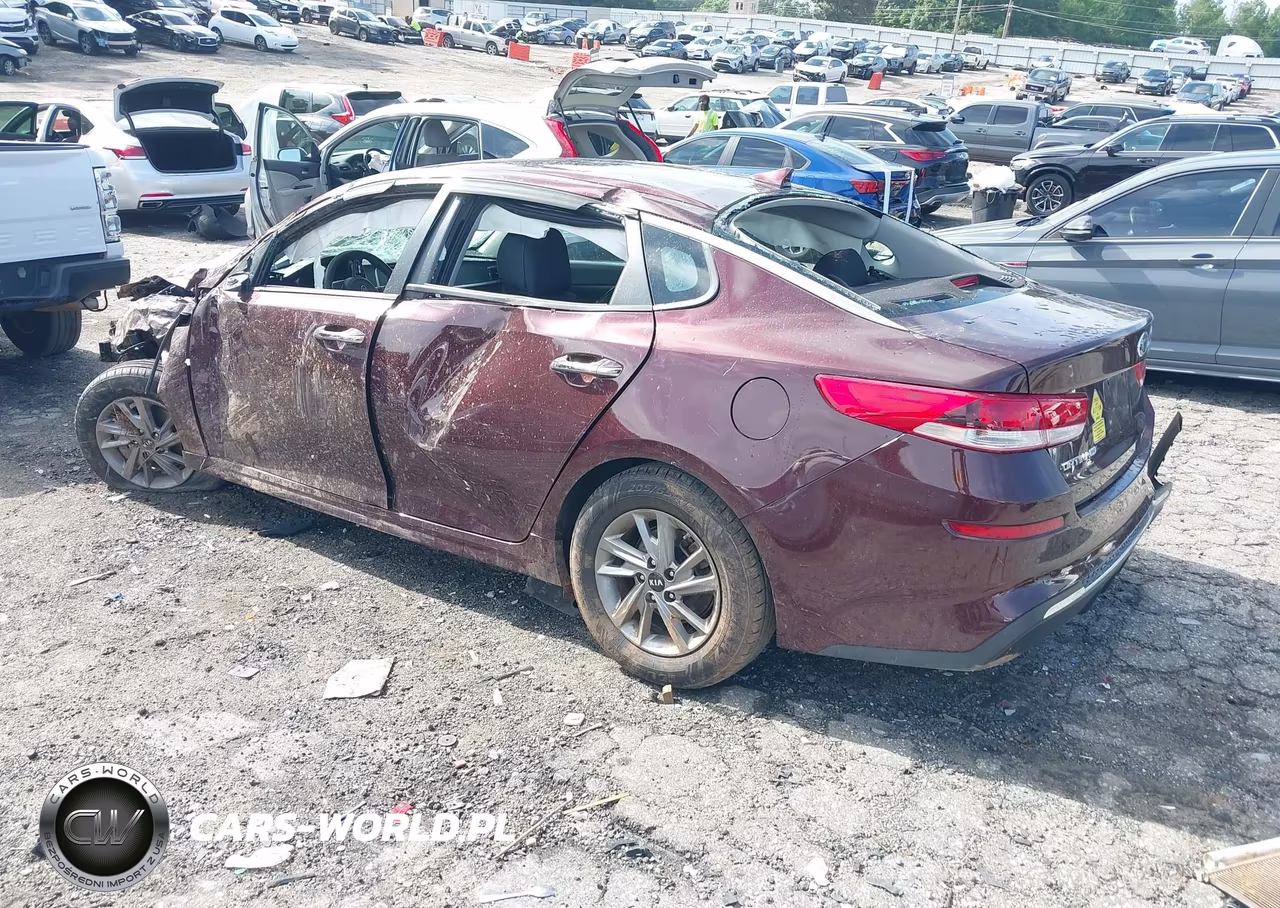 2019 Kia Optima Lx VIN:5XXGT4L32KG308789 - 3