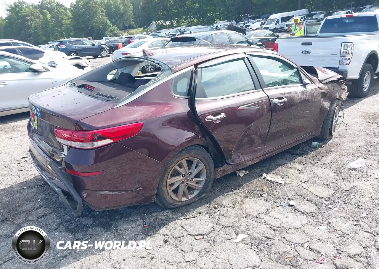 2019 Kia Optima Lx VIN:5XXGT4L32KG308789 - 4
