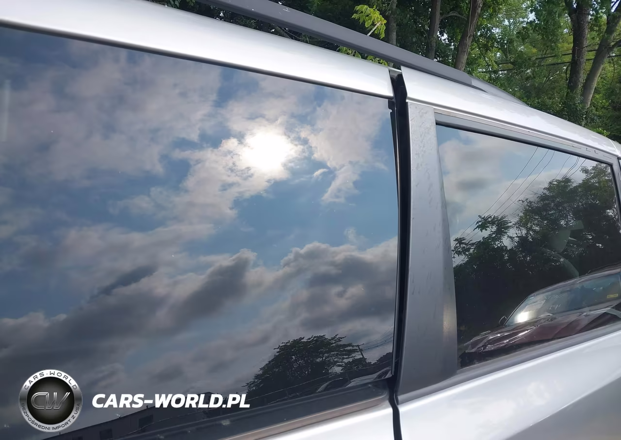 2017 Toyota Sienna Le 8 Passenger VIN:5TDKZ3DC7HS865335 - 18