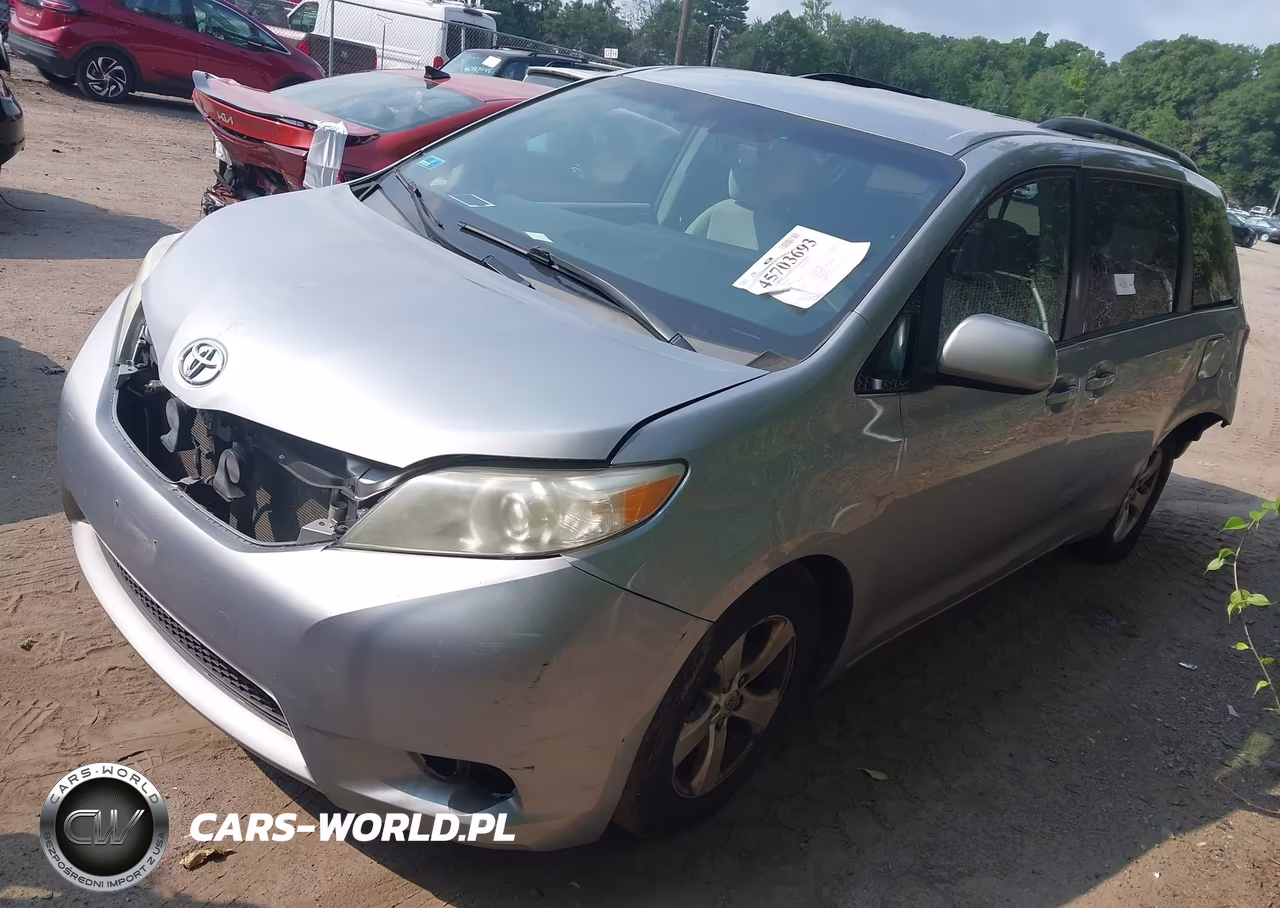 2017 Toyota Sienna Le 8 Passenger VIN:5TDKZ3DC7HS865335 - 2