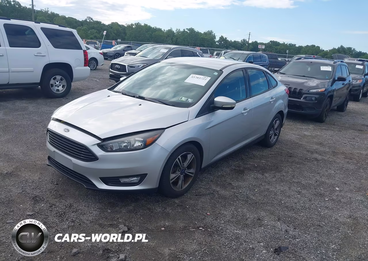 2017 Ford Focus Se VIN:1FADP3FE7HL266021 - 2