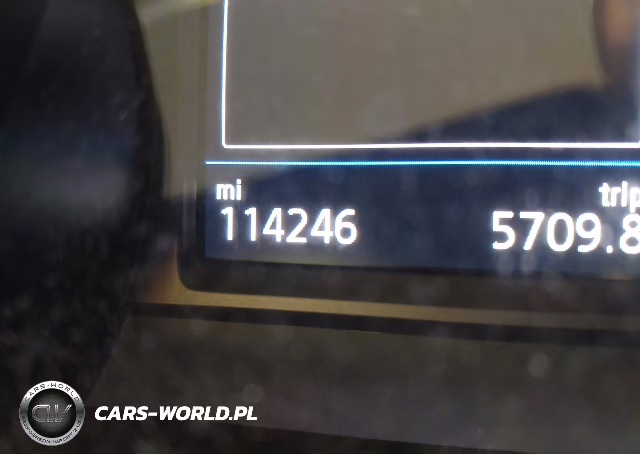 2018 Volkswagen Tiguan 2.0T S VIN:3VV0B7AX4JM126022 - 15