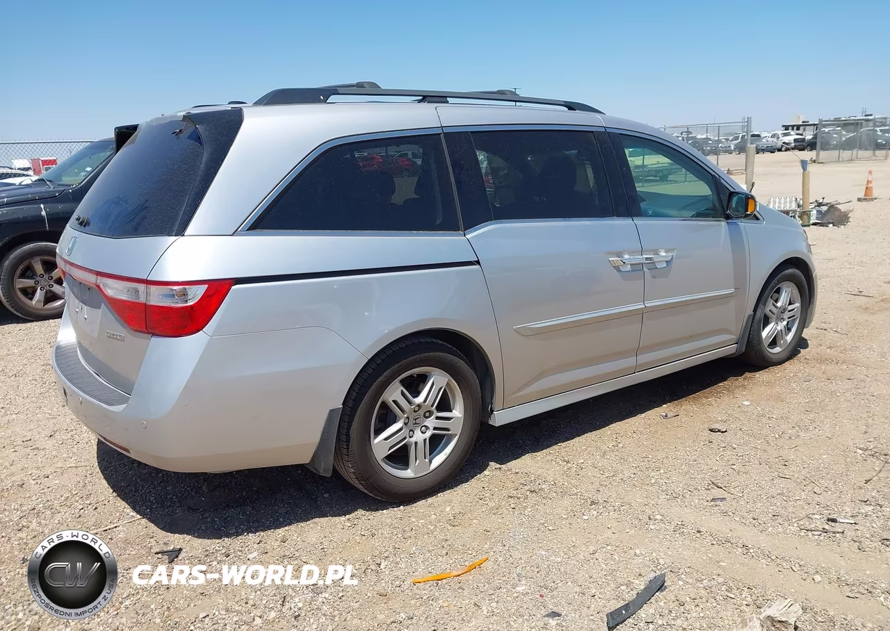 2012 Honda Odyssey Touring-Touring Elite VIN:5FNRL5H95CB054379 - 4