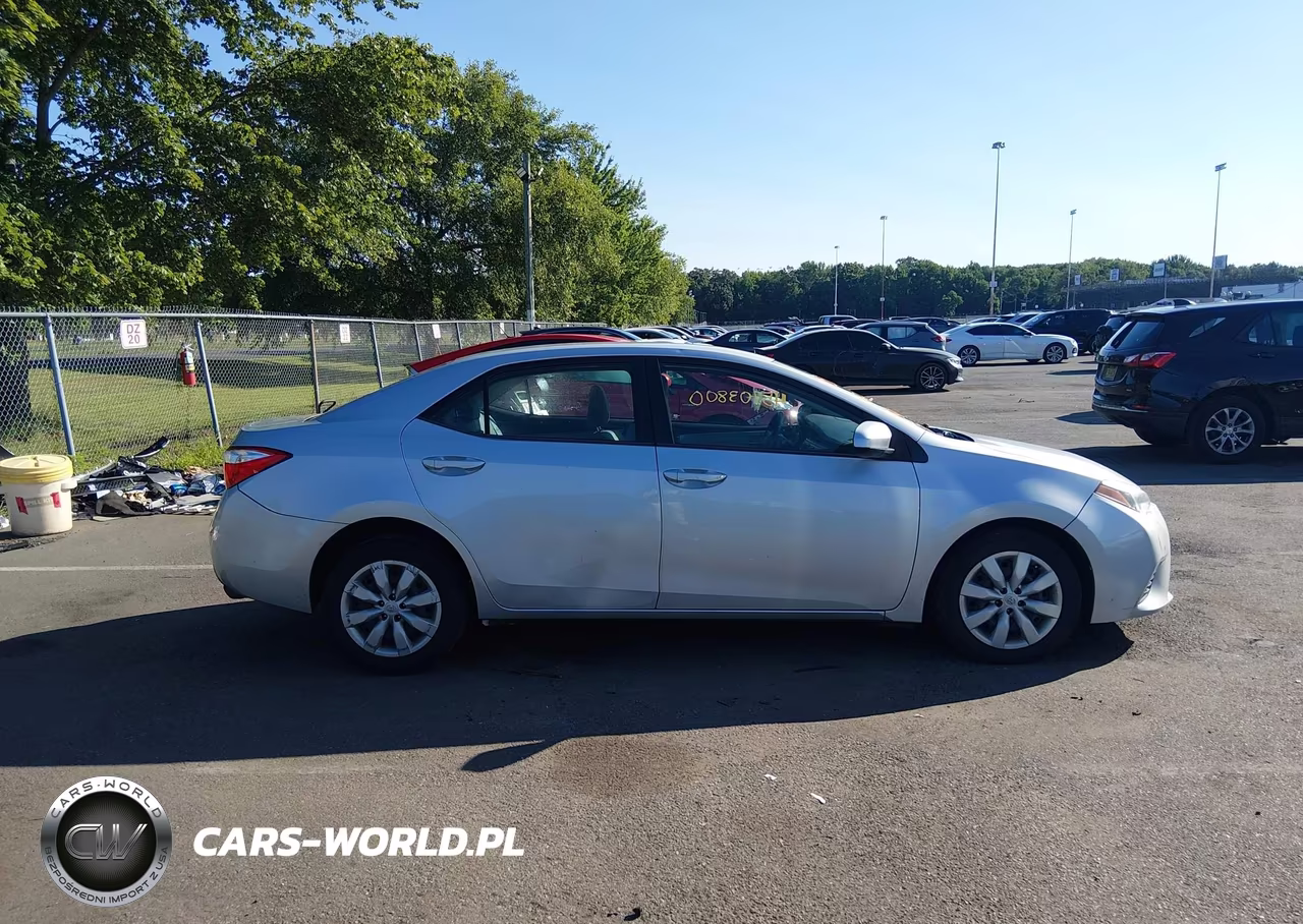 2016 Toyota Corolla Le VIN:2T1BURHE0GC738219 - 13