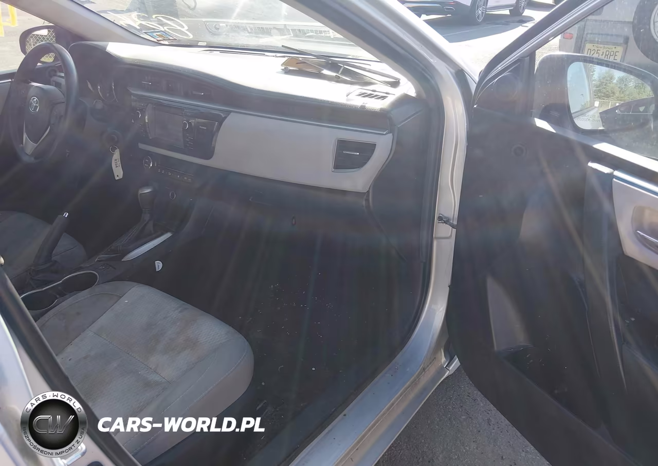 2016 Toyota Corolla Le VIN:2T1BURHE0GC738219 - 5