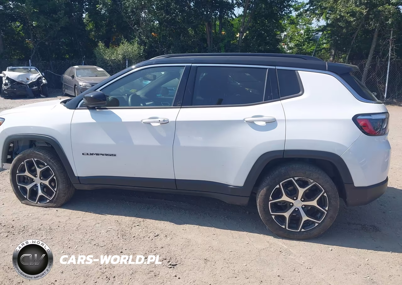 2024 Jeep Compass Limited 4X4 VIN:3C4NJDCN4RT123625 - 14
