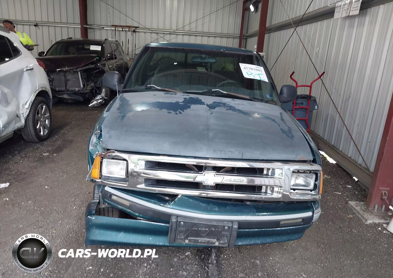 1996 Chevrolet S Truck S10 VIN:1GCCS1442T8205190 - 12