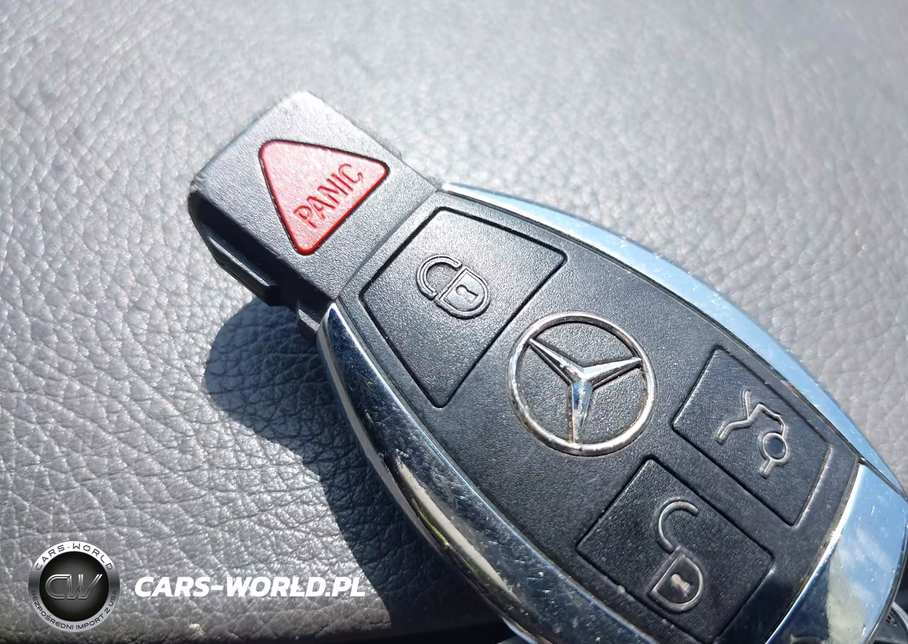 2013 Mercedes-Benz C 250 VIN:WDDGJ4HB4DG053053 - 11