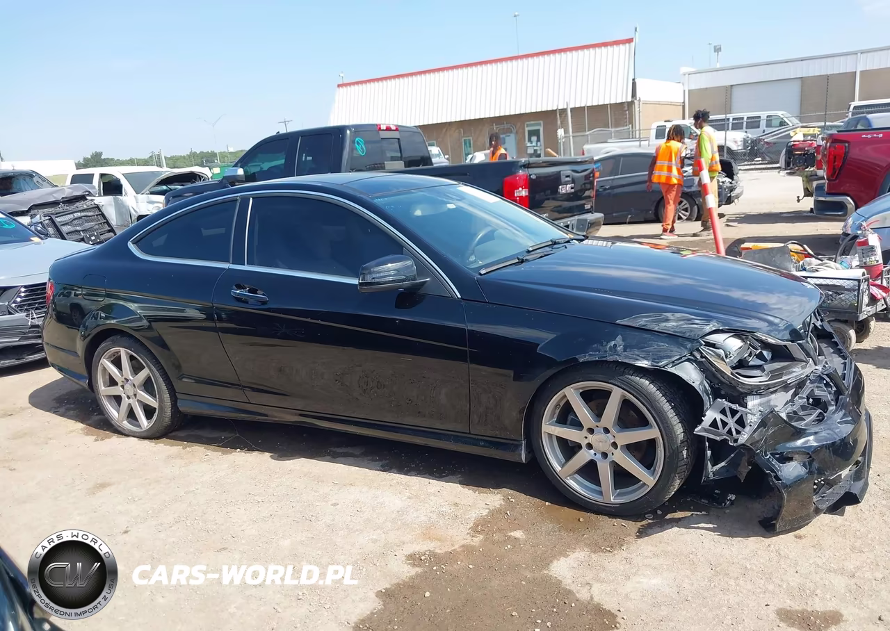 2013 Mercedes-Benz C 250 VIN:WDDGJ4HB4DG053053 - 14